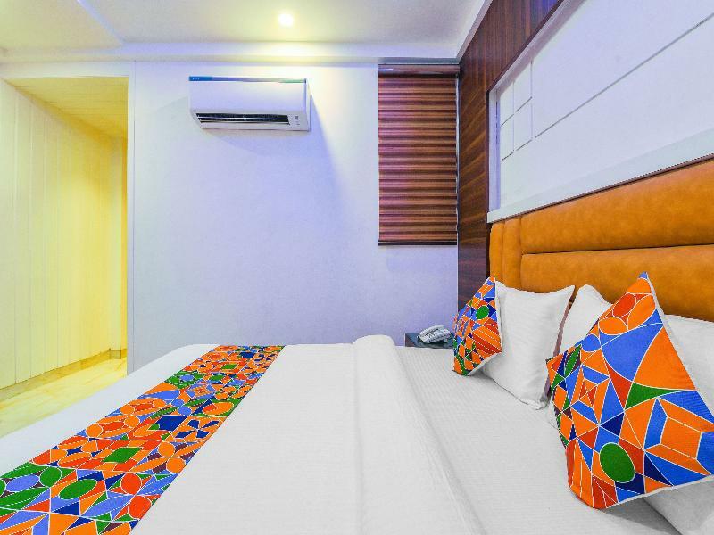 Oyo 15836 Pleasure River Front Resort Tuem Exterior foto